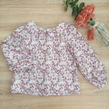 Blusa gola Peter Pan floral